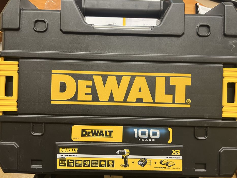 Дриль-шуруповерт ударний DeWALT DCD100YD2T