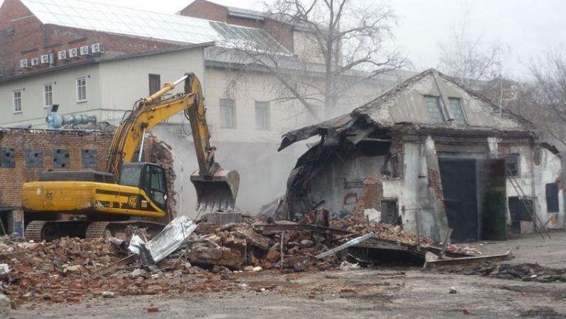 Вивіз будівельного сміття глини суглинку демонтаж