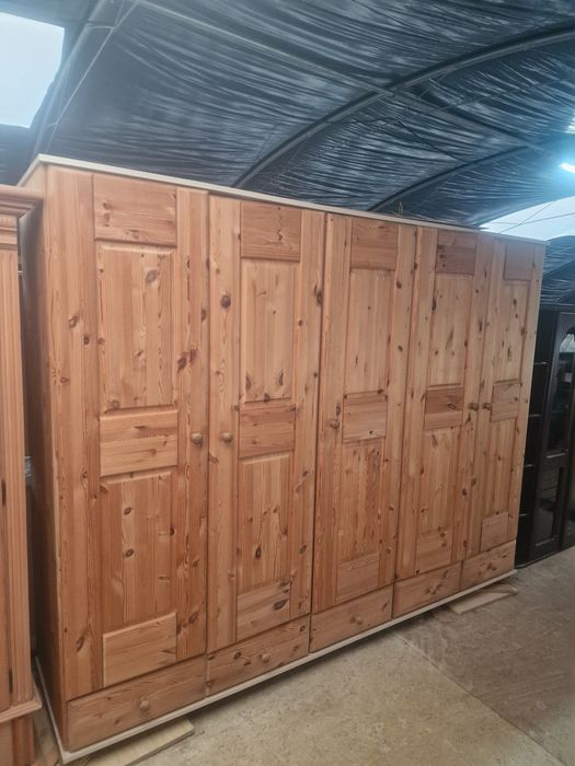 Szafa sosnowa pięcio drzwiowa