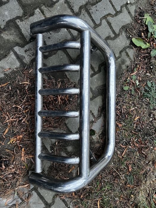 Orurowanie przednie ford ranger 2011