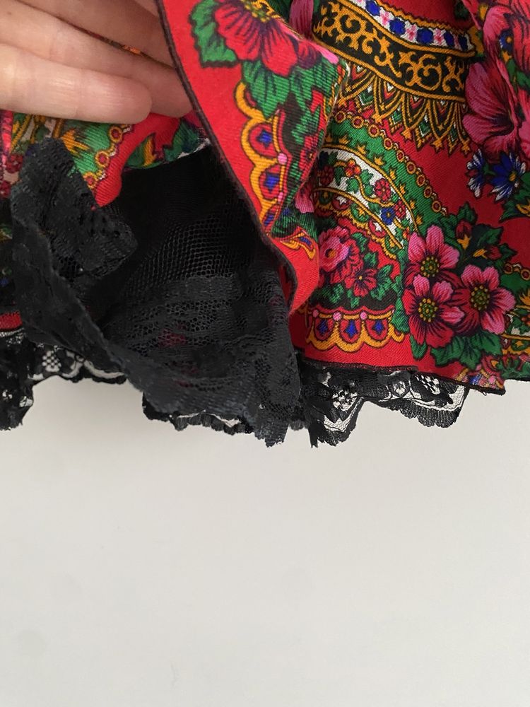 Spódniczka 104/110 handmade czerwona koronka kwiaty jak newbie