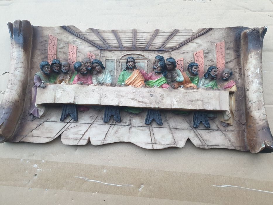 Барельєф "Таємна вечеря"