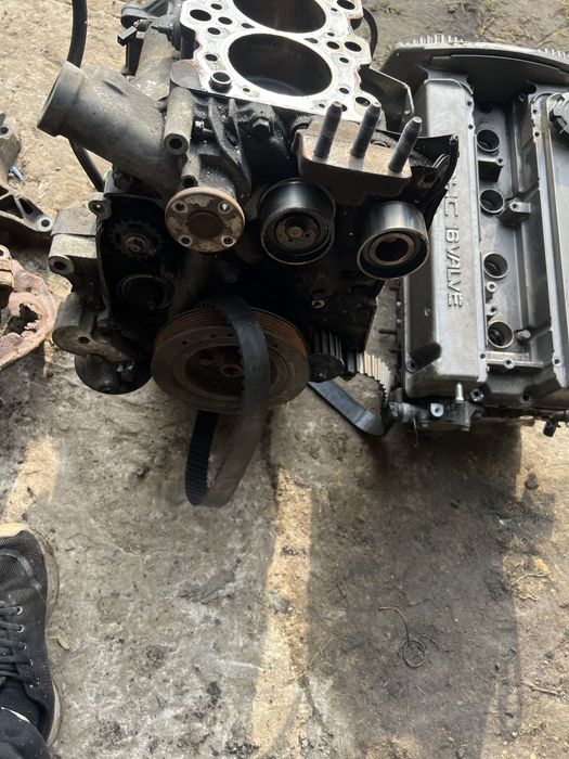 Продам в роздріб по деталям двигун mitsubishi 4g63 2.0