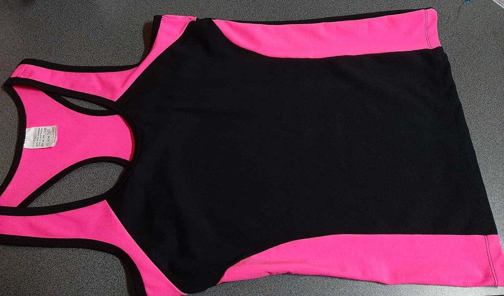 Conjunto fitness, t-shirt e calça, Novo, portes incluídos