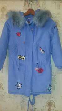 Куртка парка для девочки зимняя с нашивками