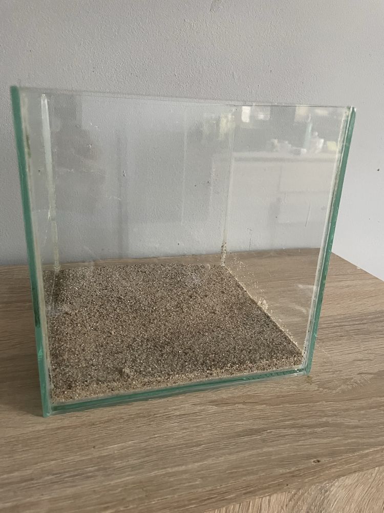 Akwarium 20x20x20 – 8L