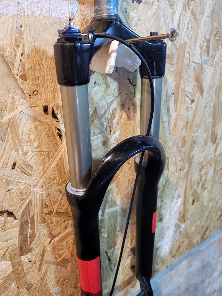 Rock Shox Reba 26' 130mm qr9mm rura 1 1/8 18,3cm tarcza po serwisie!