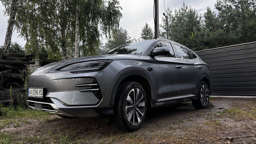 BYD Song Plus ev flagship
