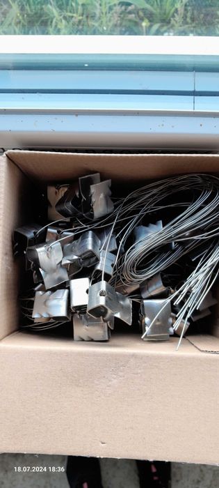 Spinki do dachowki ciętej