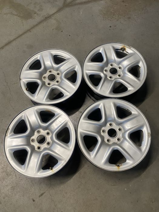 Felgi stalowe 17 cali Toyota