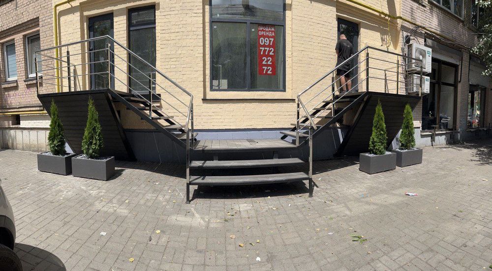 Продам с арендатором, фасад, 1-эт. , Межигорская 57/17, м. Т.Шевченко