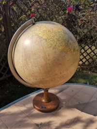 Globus z 1968 roku.