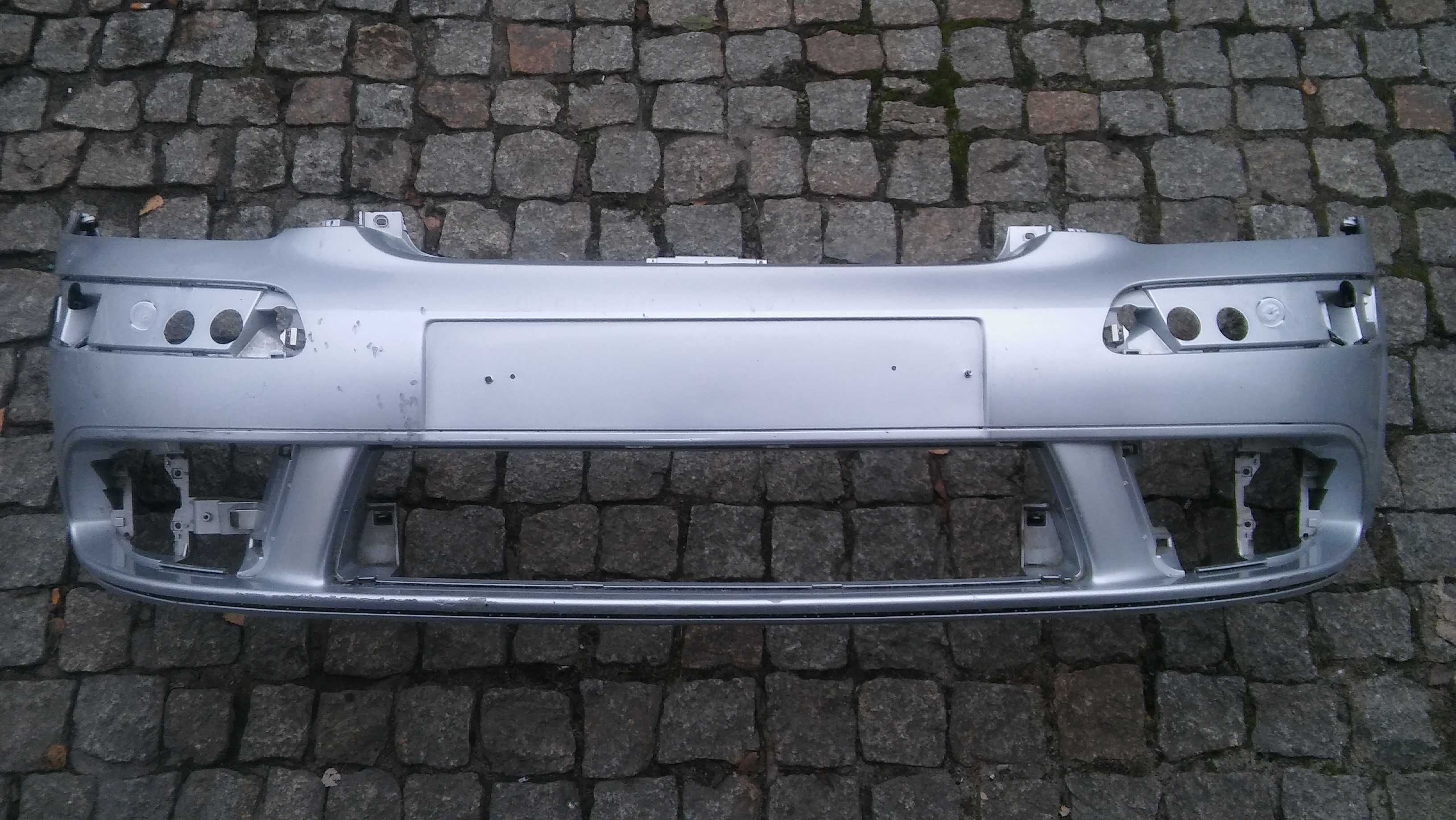 VW Golf 5 Plus,5M0,od 04r,zderzak przód,SREBRNY=LA7W,ślizgi L+P,orygin