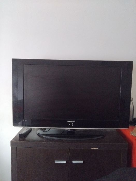 Vendo tv samsung 80cm para peças