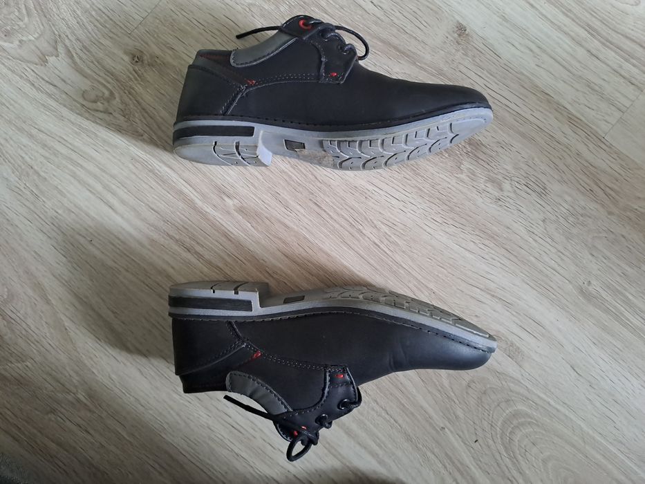 Buty chłopięce dla chłopca  czarne półbuty garnituru eleganckie r. 33