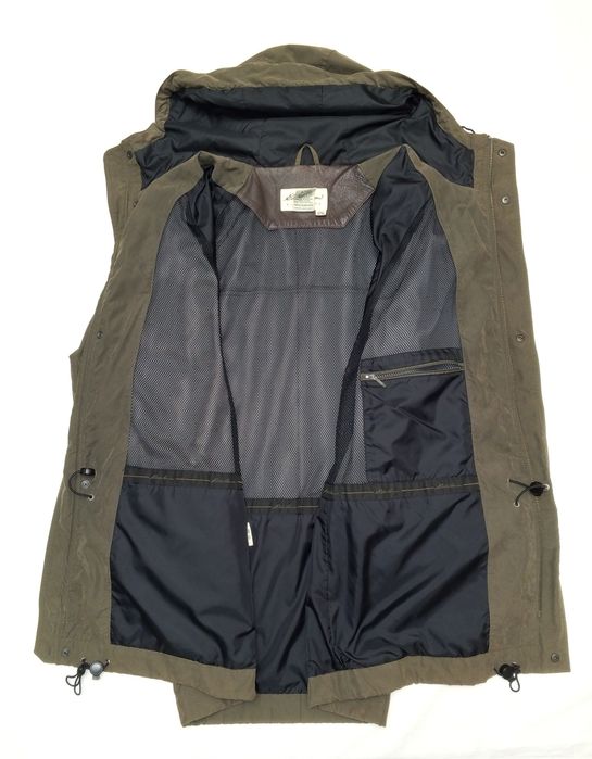 Плащи кожа-котон. Куртка-ветровка с капюшоном.