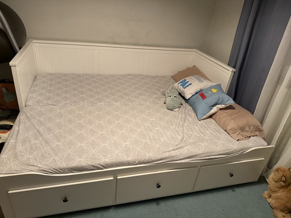 Cama dupla ou singular c gavetas e colchões incluidos