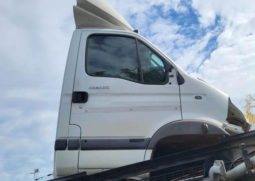 Kabina Renoult Mascot Iveco Daily Kompletna sanki resory kiper wywrot hds silnik