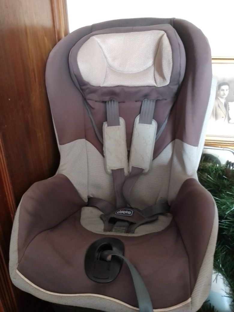 Mamma bėbé quer passear Pópó!cadeira Bébé Chicco25E-Ovo Bebé10EDesde3E