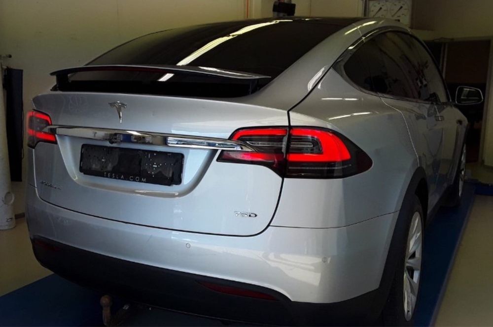 Tesla Model X 75D 7-місць 2017р. з Норвегії без ДТП