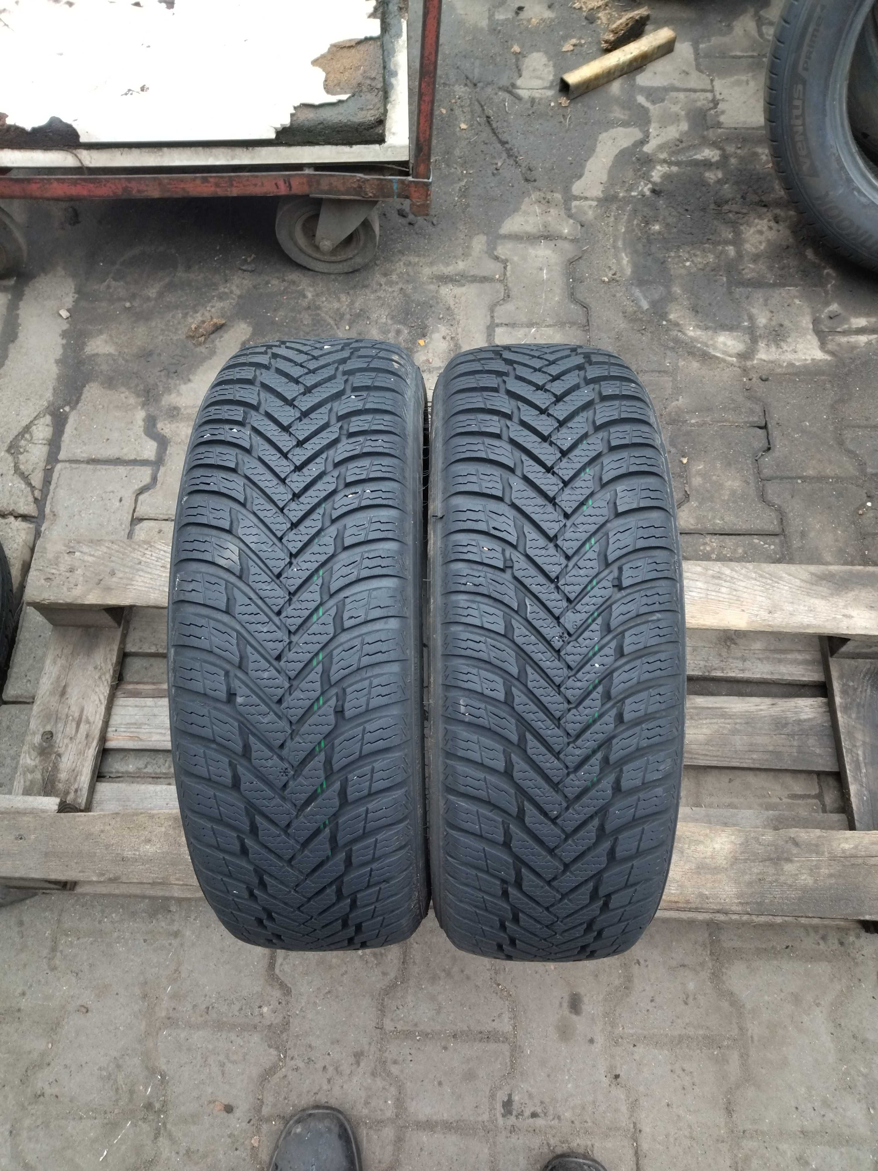 175/65R14 Nokian Weather Proof 82T Dot4020 2szt. zima 7mm.