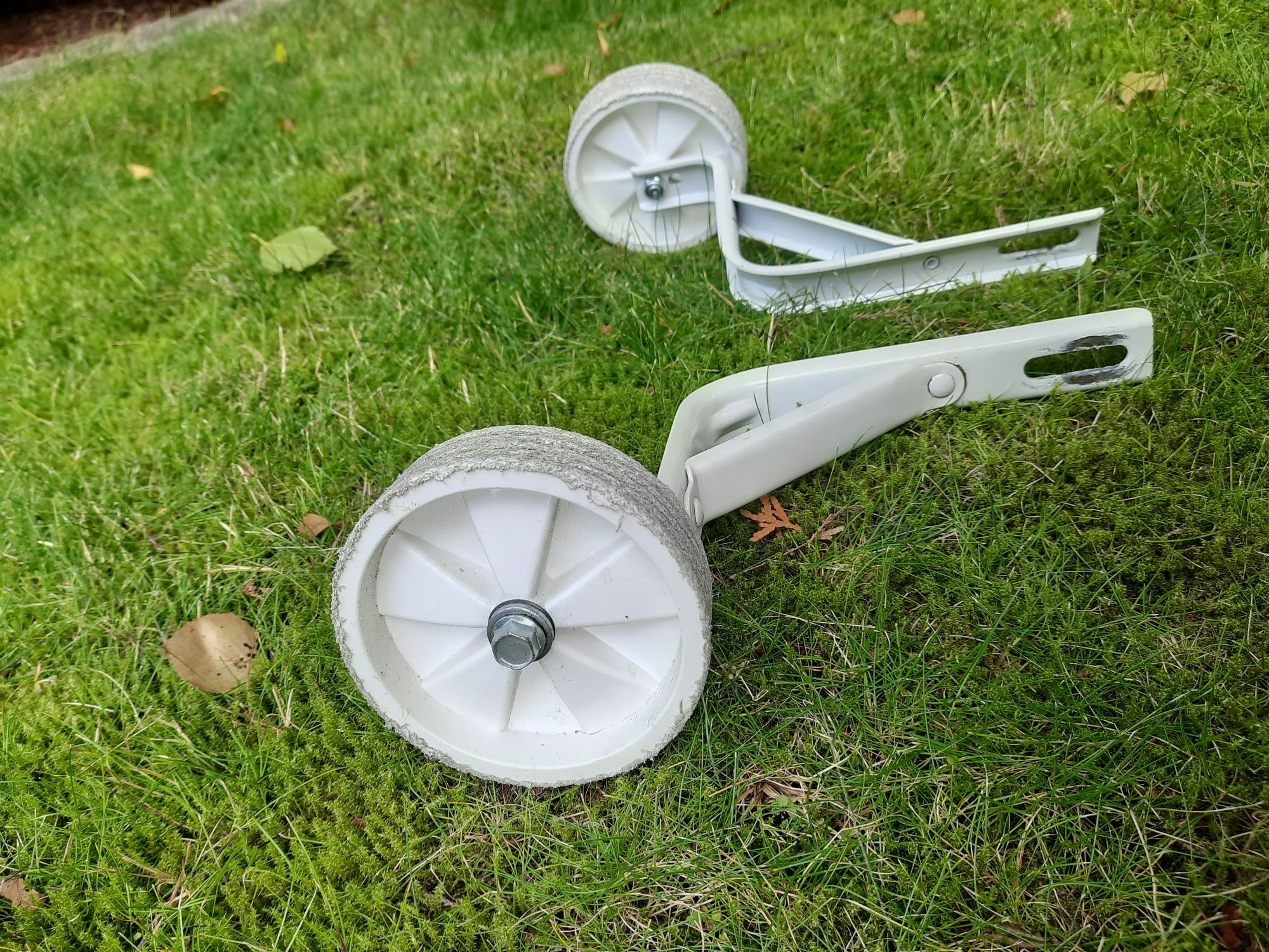 Kółka boczne do rowerku