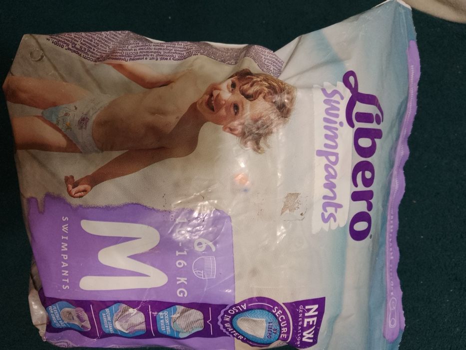 Памперси для плавання Libero swim М (10-16 кг) упаковка 6 шт