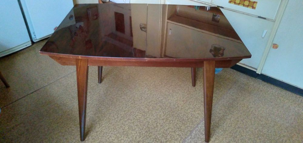 гарнітур столовий  Магнолія виробництва Румунія