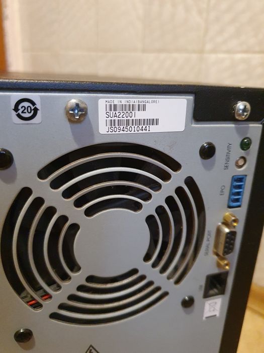 ДБЖ APC Smart-UPS 2200VA (SUA2200I) з АКБ