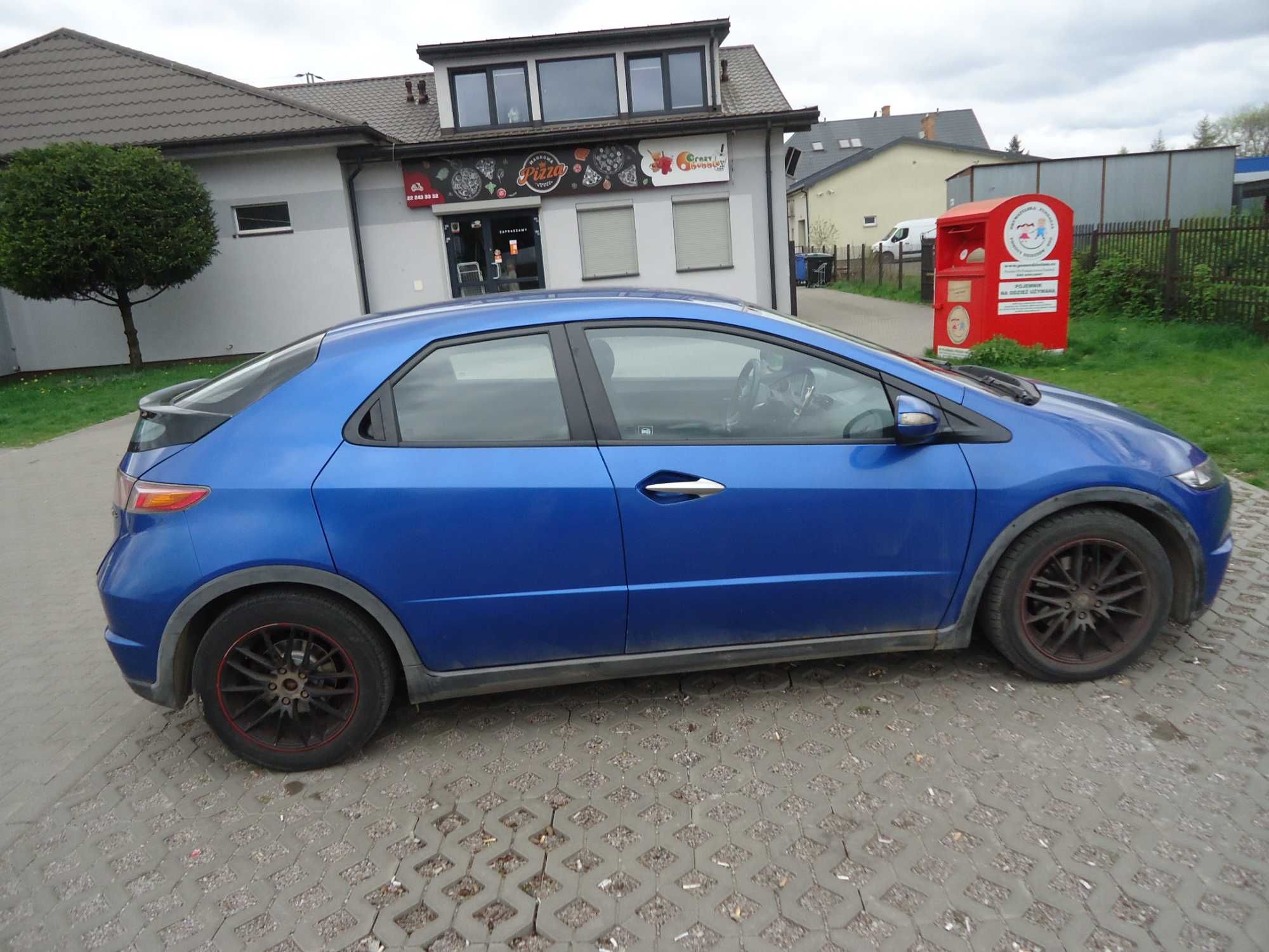 sprzedam Hondę CIVIC UFO 2006 r. benzyna