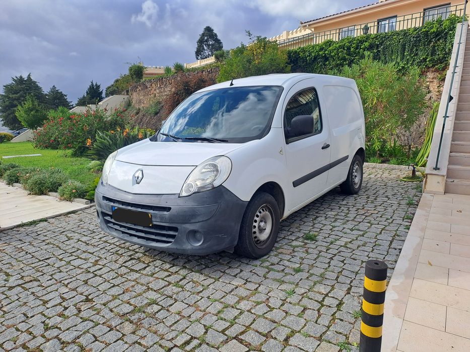 Kangoo (Bem estimada) - Revisão feita