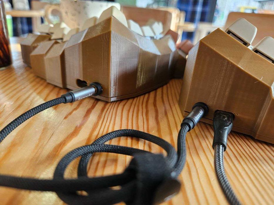 Спліт клавіатура Dactyl Manuform_hotswap, Vial