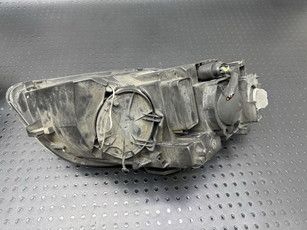 Фари передні Audi A4 B7 Ауді А4 В7 фара галоген шрот