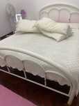 Cama casal branca