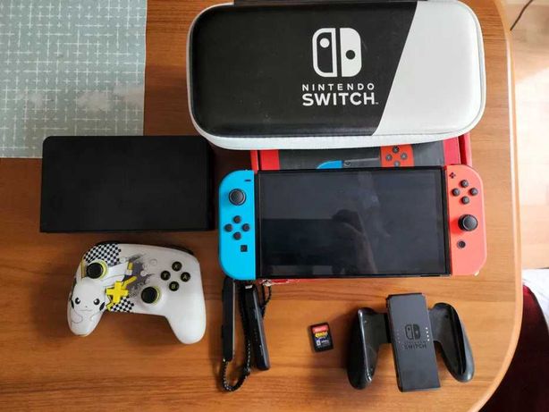 Nintendo Switch OLED + Pad Pro + Crash Bandicoot 4
