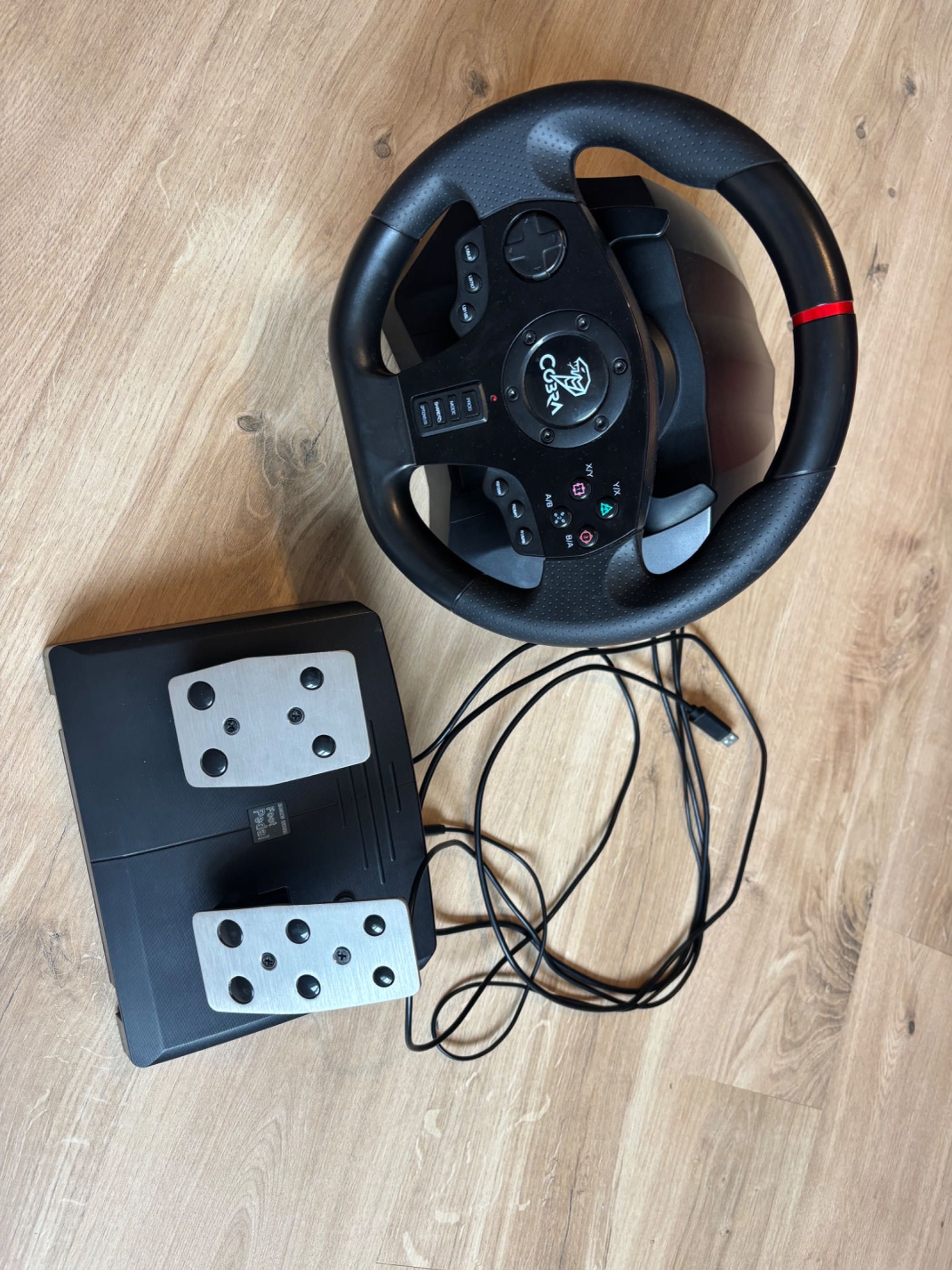 Kierownica Cobra Rally GT900 prawie nowa
