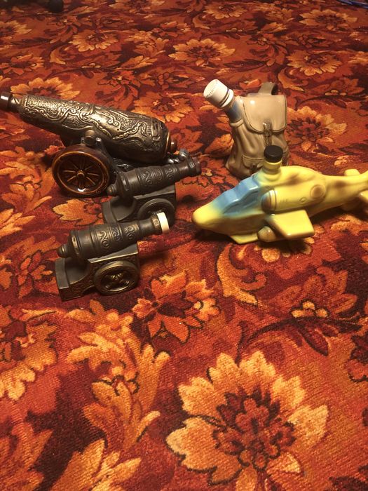 Продам штофы 5 штук