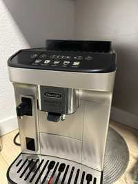 Ekspres ciśnieniowy DeLonghi Magnifica Evo ECAM 290.61.SB