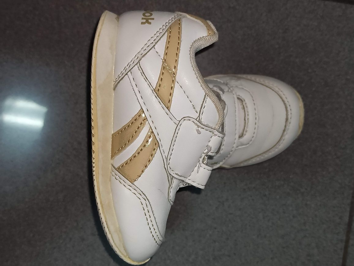 Sapatilhas rebook n° 19,5, branco / dourado