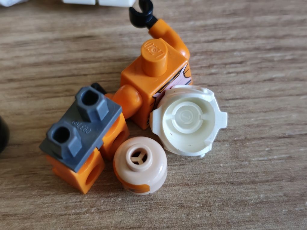 Lego Star Wars Zev Senesca, Stormtrooper Key Chain, Scout Trooper
