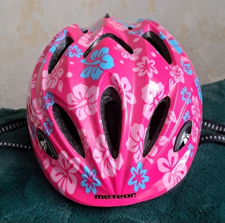 Kask rowerowy Nowy