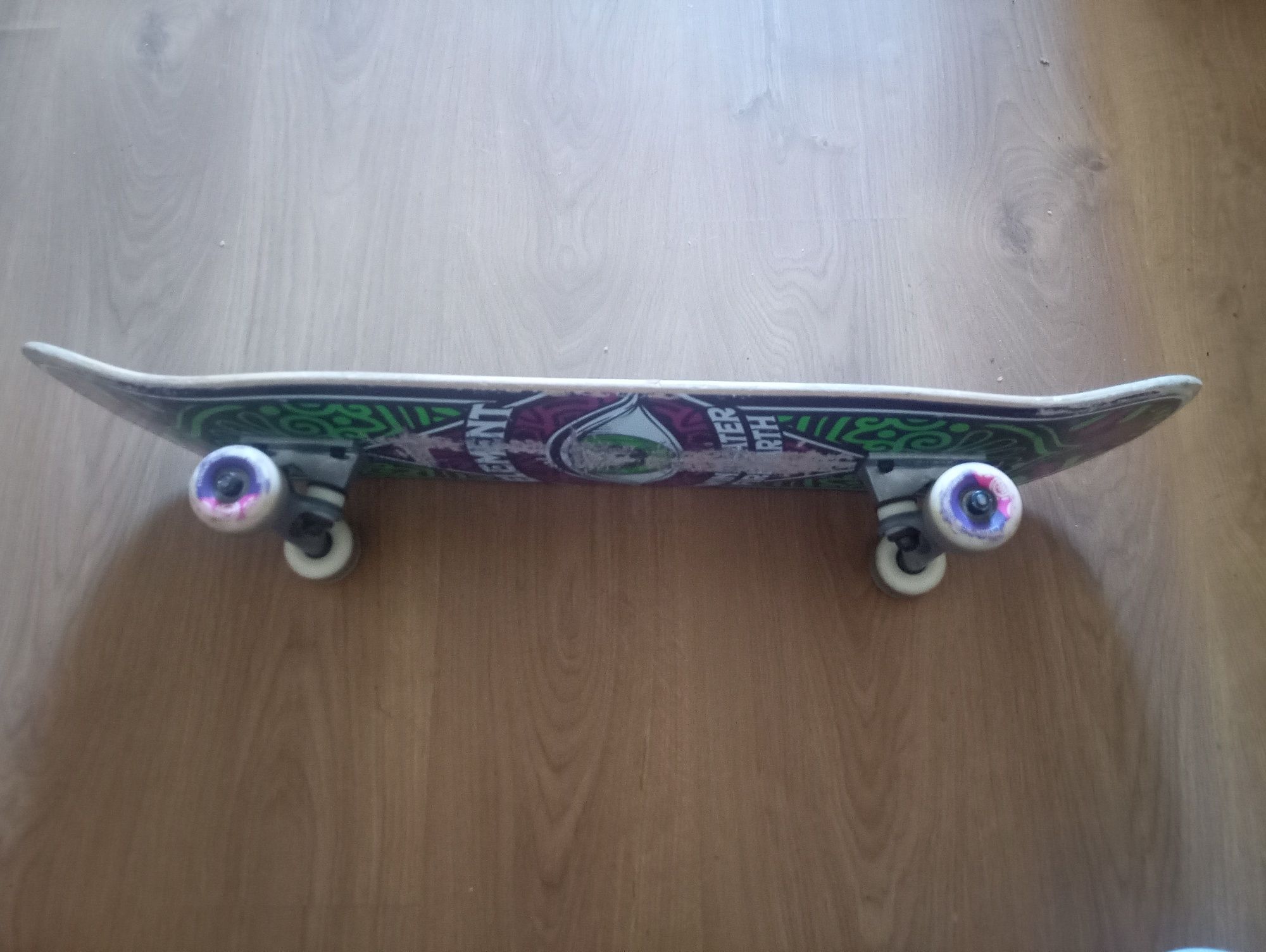 Tábua Skate Element