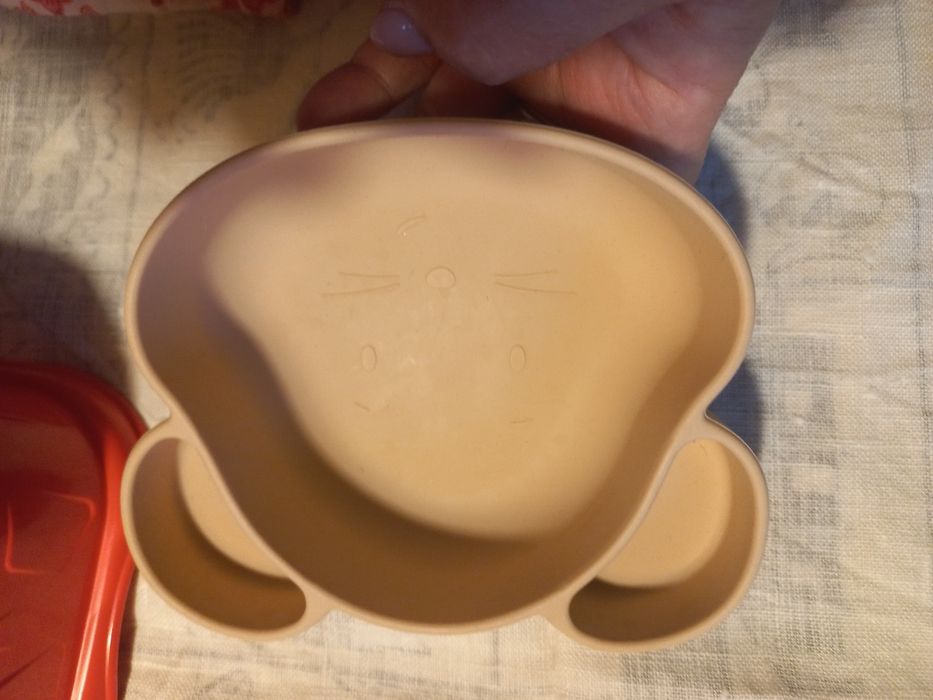 Prato e colher em silicone da Zara Home