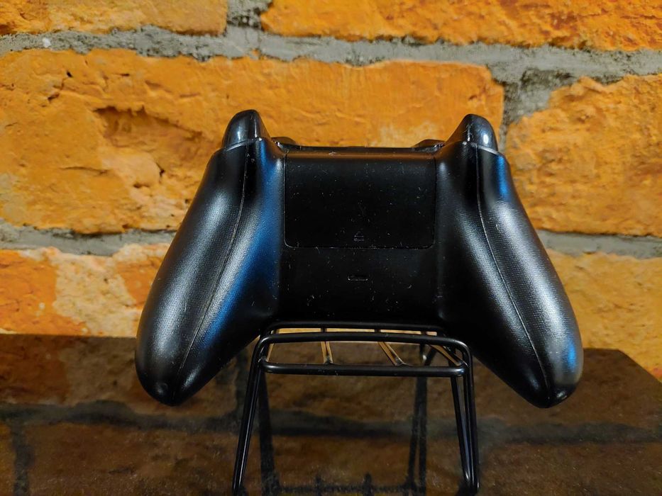 Kontroler Pad Microsoft 1708 Xbox One Series S X org PC kabel jak Nowy