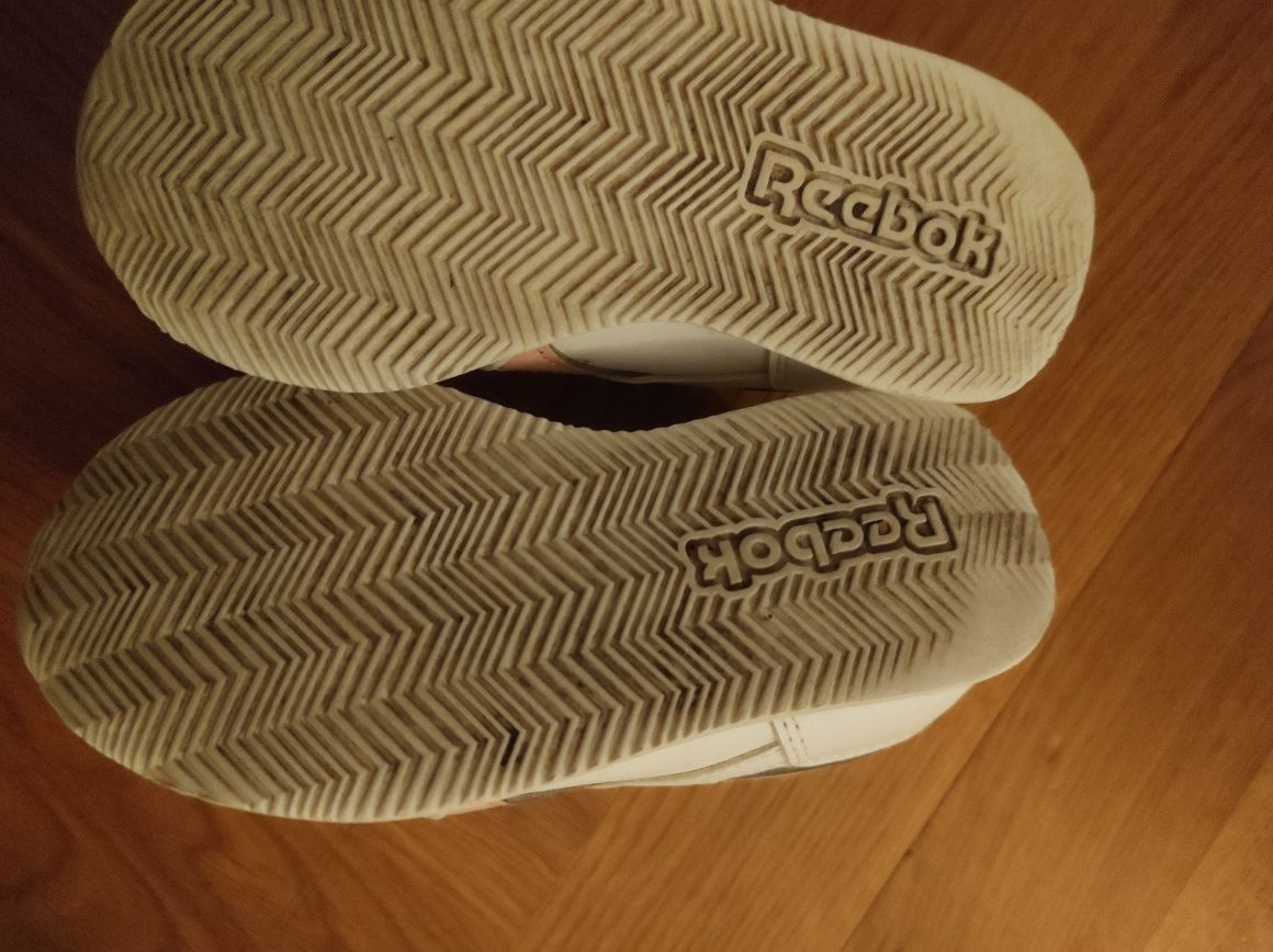 Buty dziecięce reebok r.26