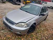 Posiadam czesci honda civic 6  3drzwi 1.4i  żaba