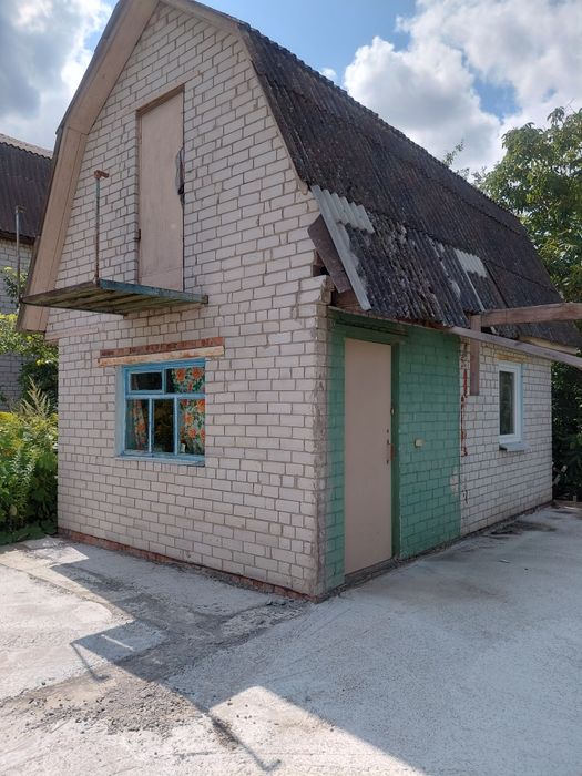 Продаж дачі в передмісті Чернігова