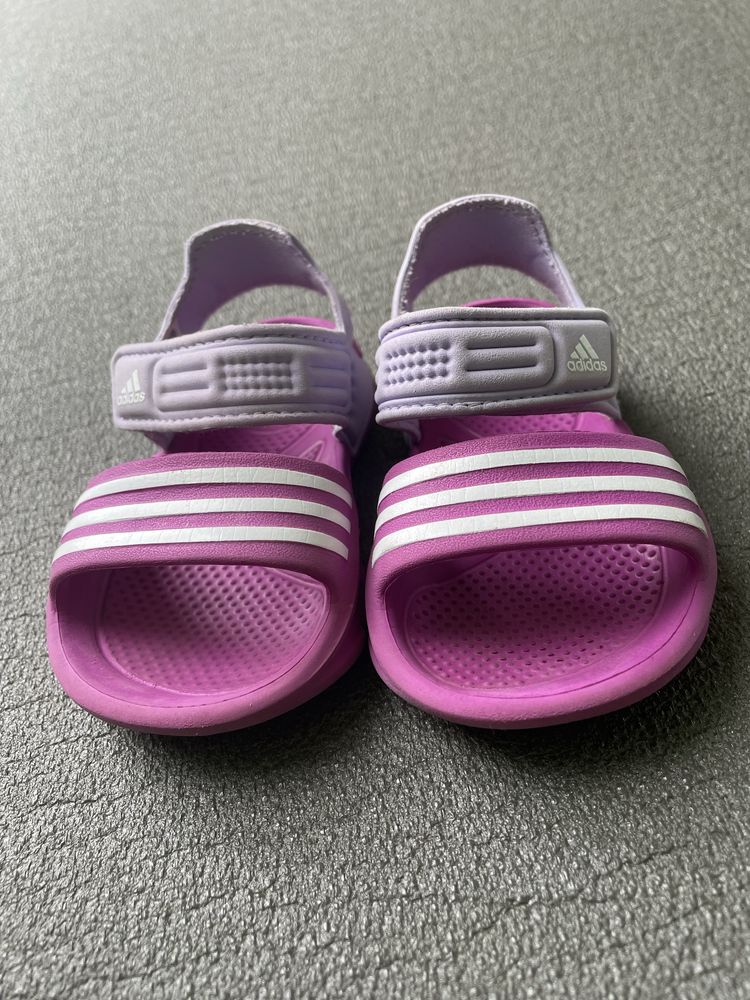 Сандалі (босоніжки) на липучках Adidas для дівчинки