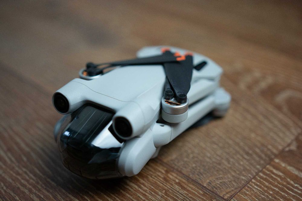 Dron DJI Mavic Mini 3 Pro Fly More  Kit z DJI RC