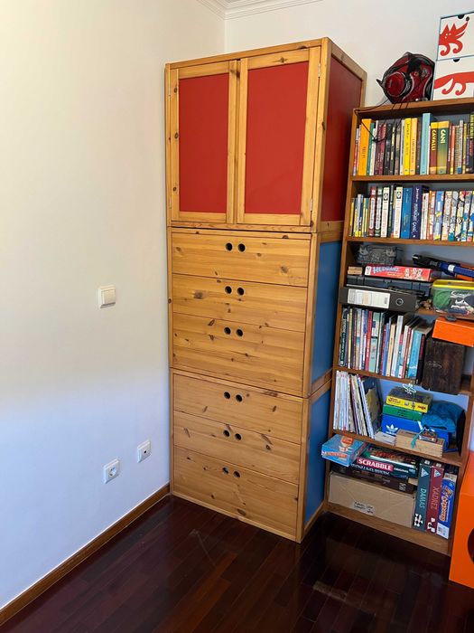 Móveis para quarto criança Ikea vintage em madeira maciça (2004)
